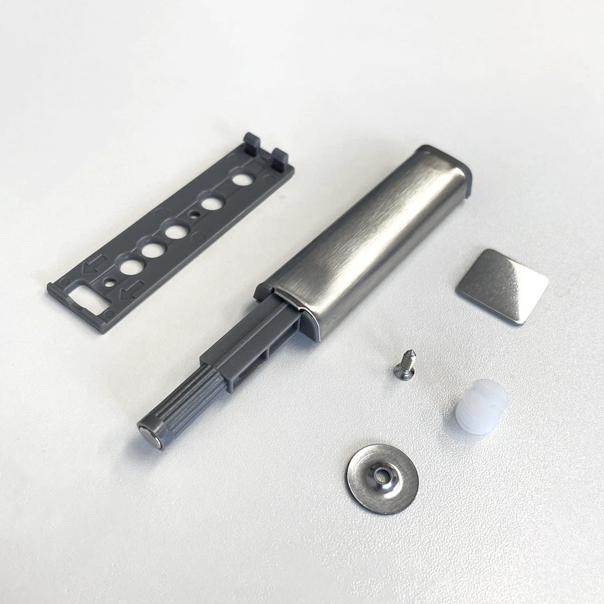 Push Latch Single Head (Brushed Nickel)