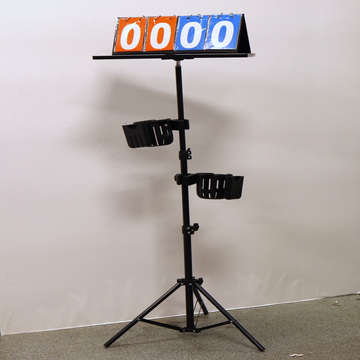 YZ Flip Cornhole Scoreboard w/ Drink Holder