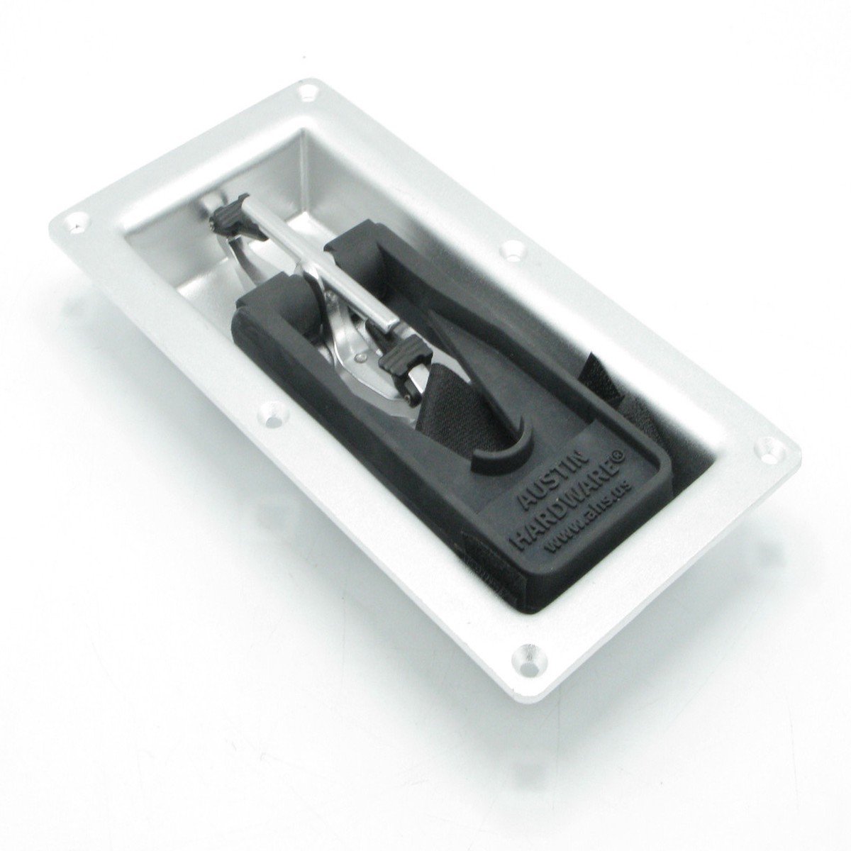 Austin Hardware IV Bag Holder