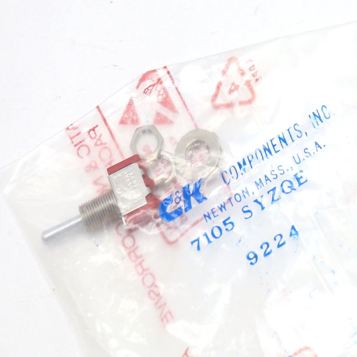 C&K Components 7105 SYZQE, Miniature SPDT, Toggle Switch, Mom-Off-Mom