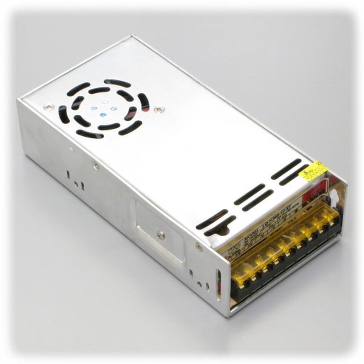 12 Volt DC 30 Amp Regulated Switching Power Supply