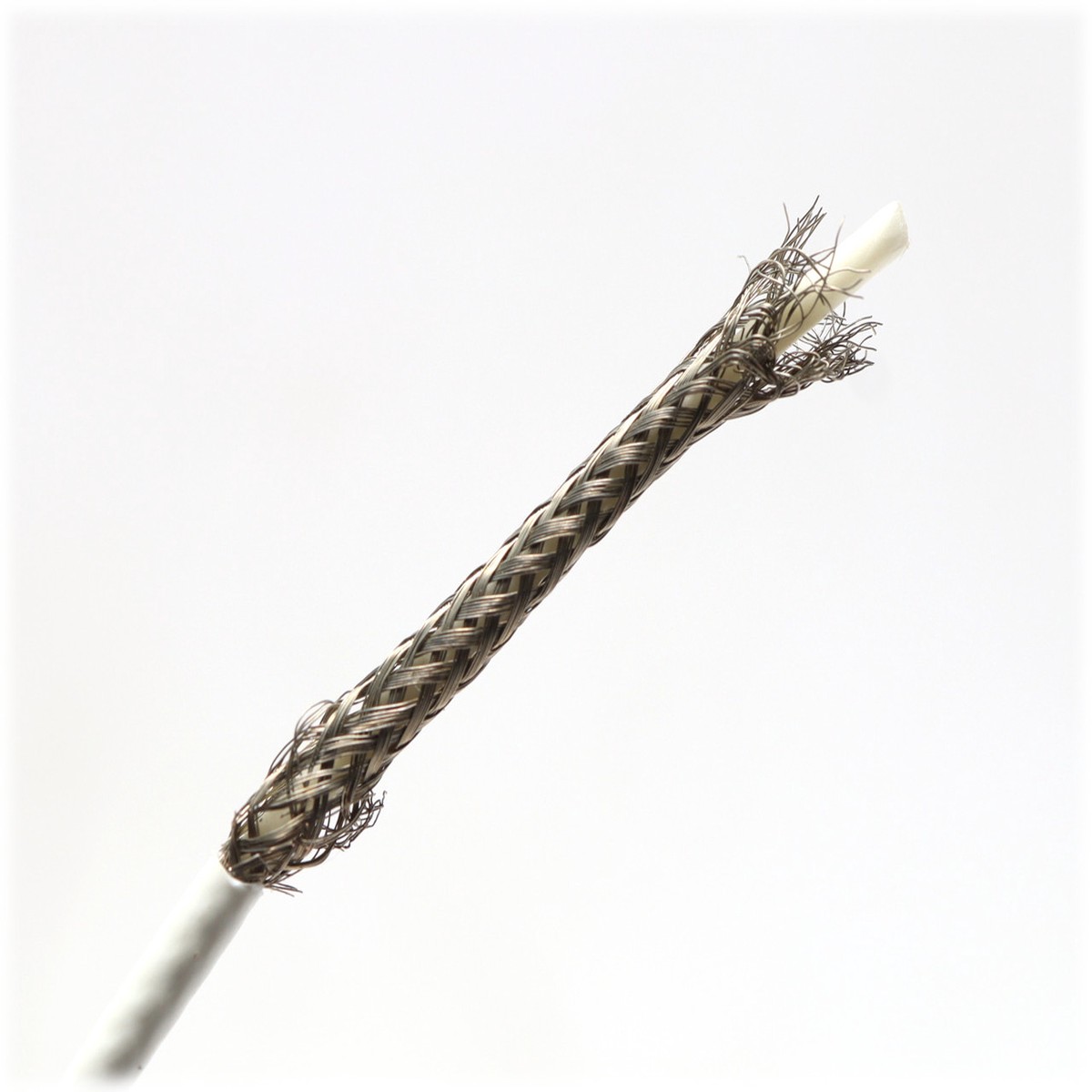 Raychem Cheminax 95-Ohm Silver-Plated Coaxial Cable, White, 100ft