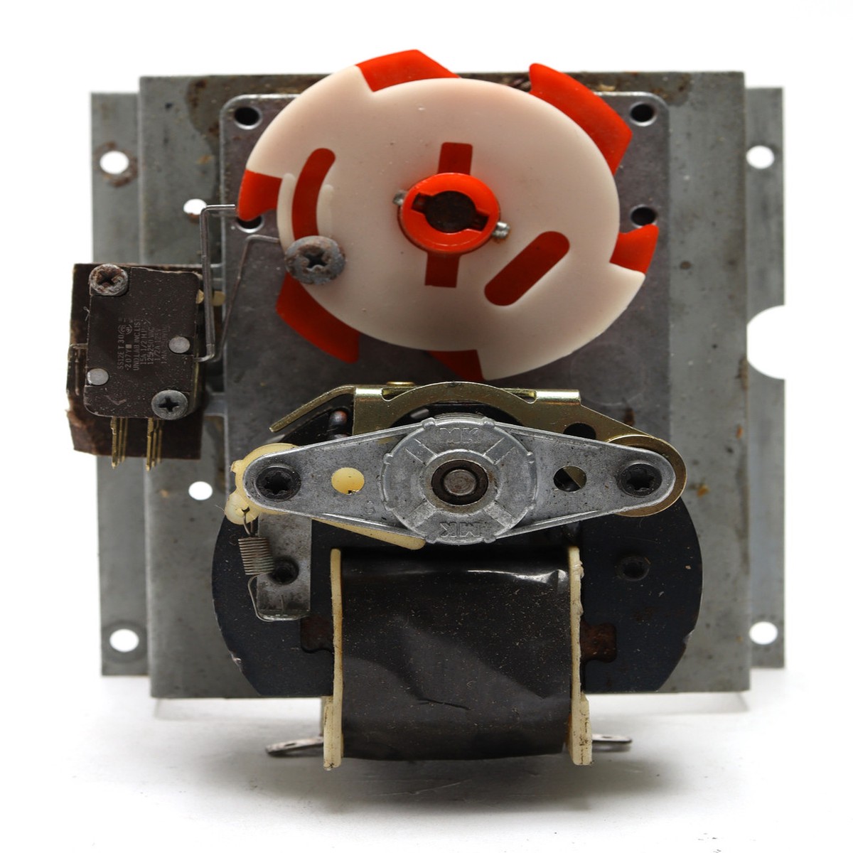 Dixie Narco Double Column 120VAC Vending Machine Motor, Red & White Disc